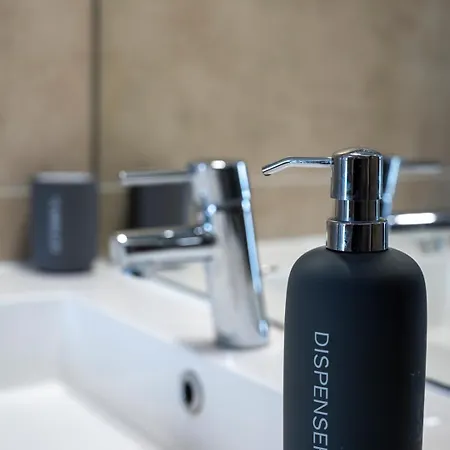 Prive Cosy 19e La Apartamento
