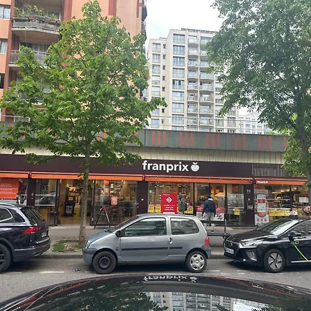 Prive Cosy 19e La Apartamento París